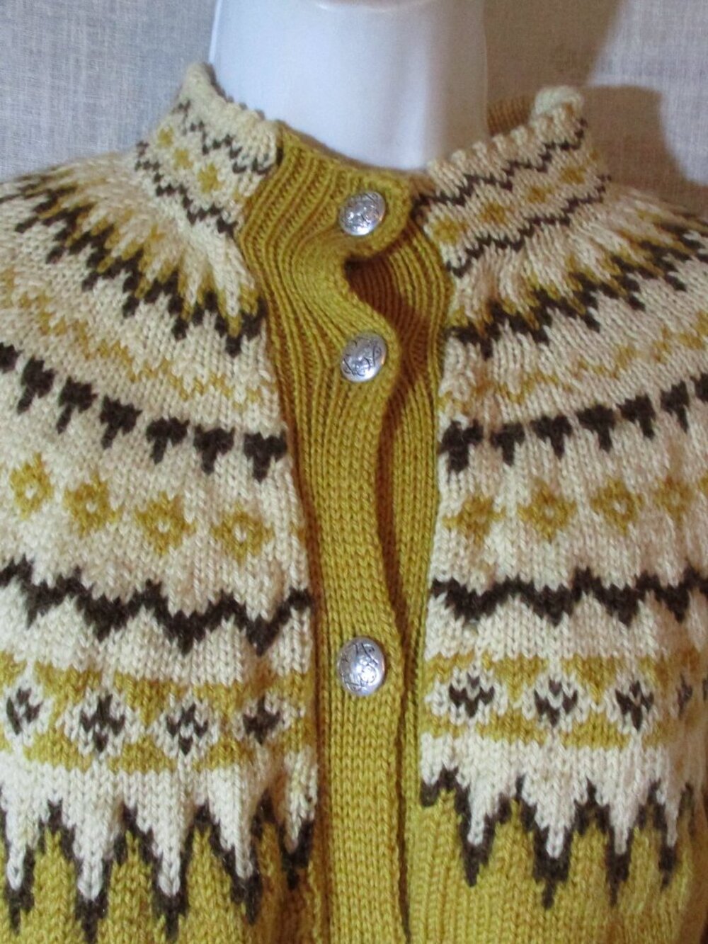 Vintage Fair Isles Knit Sweater Cardigan M Ethnic Silver Button Mustard Yellow - Picture 3 of 5